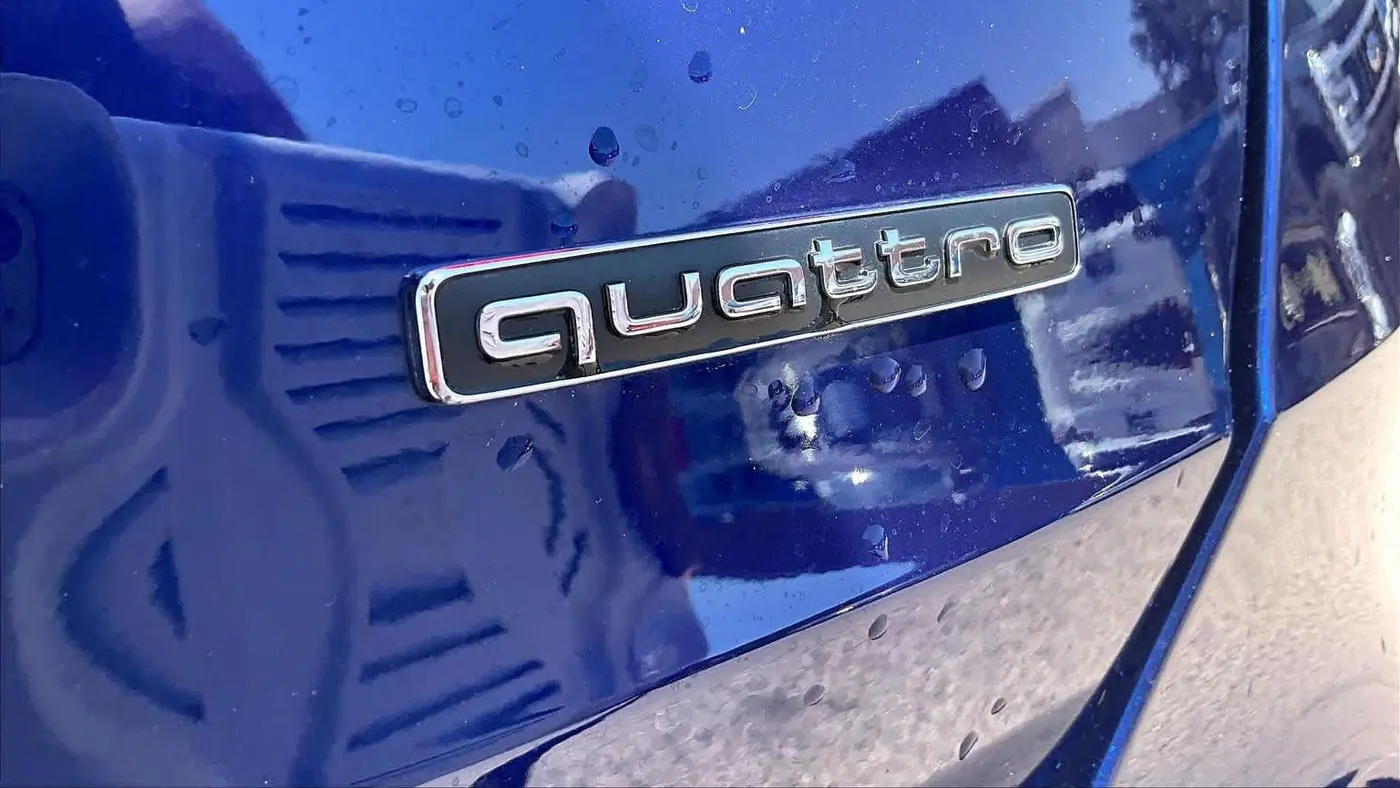 2025 Audi Q3 quattro S line Premium 45 TFSI
