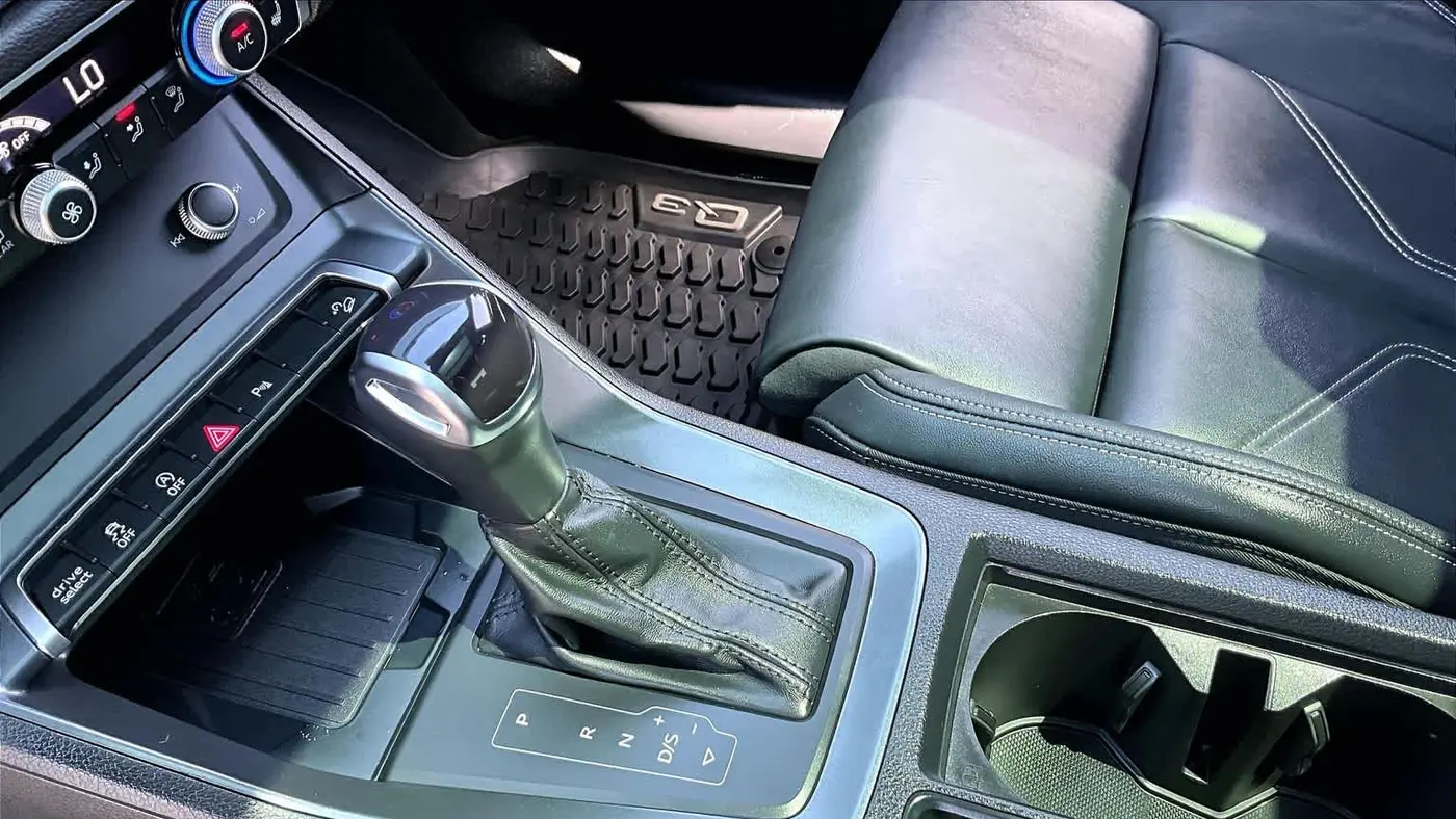 2025 Audi Q3 quattro S line Premium 45 TFSI