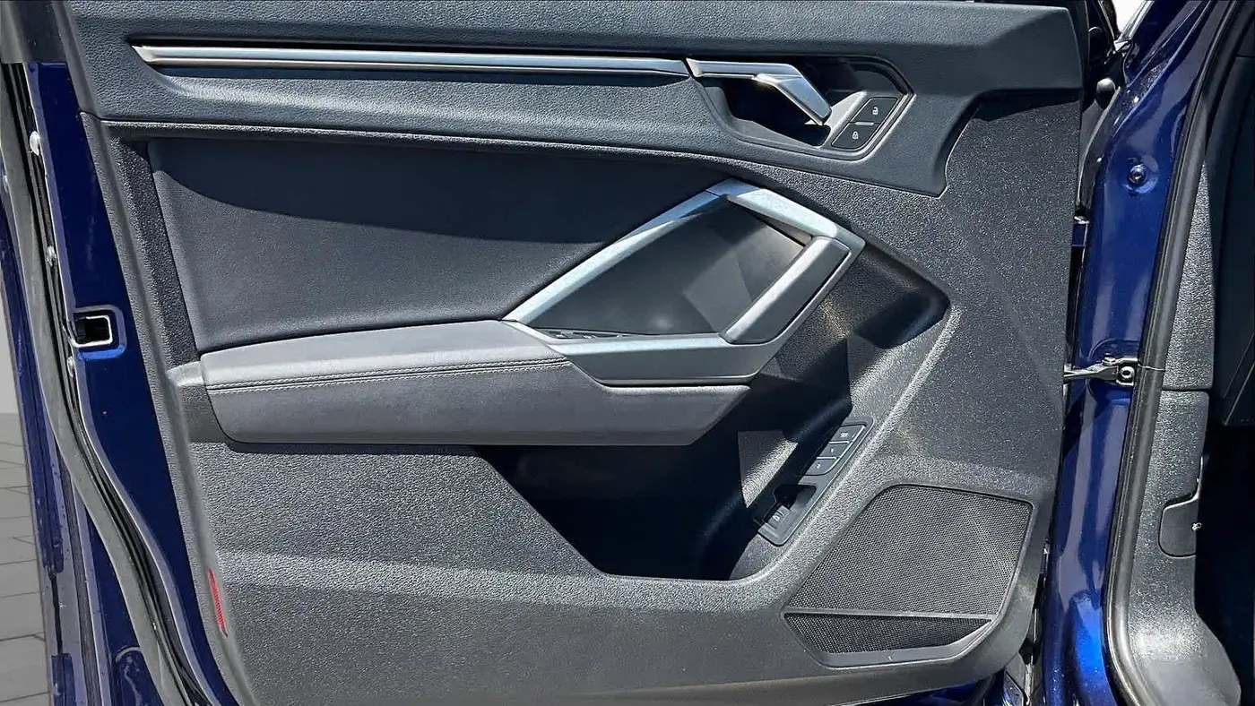 2025 Audi Q3 quattro S line Premium 45 TFSI