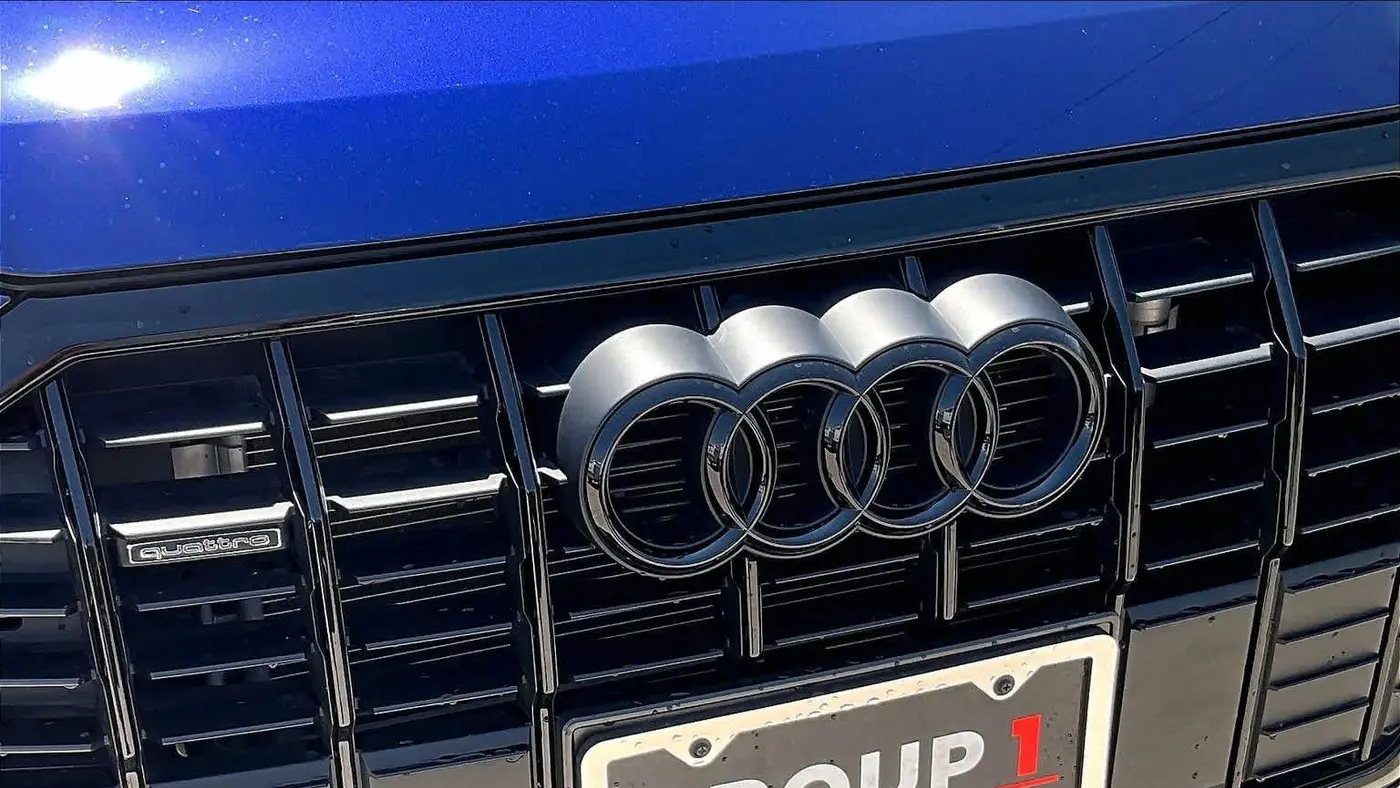 2025 Audi Q3 quattro S line Premium 45 TFSI