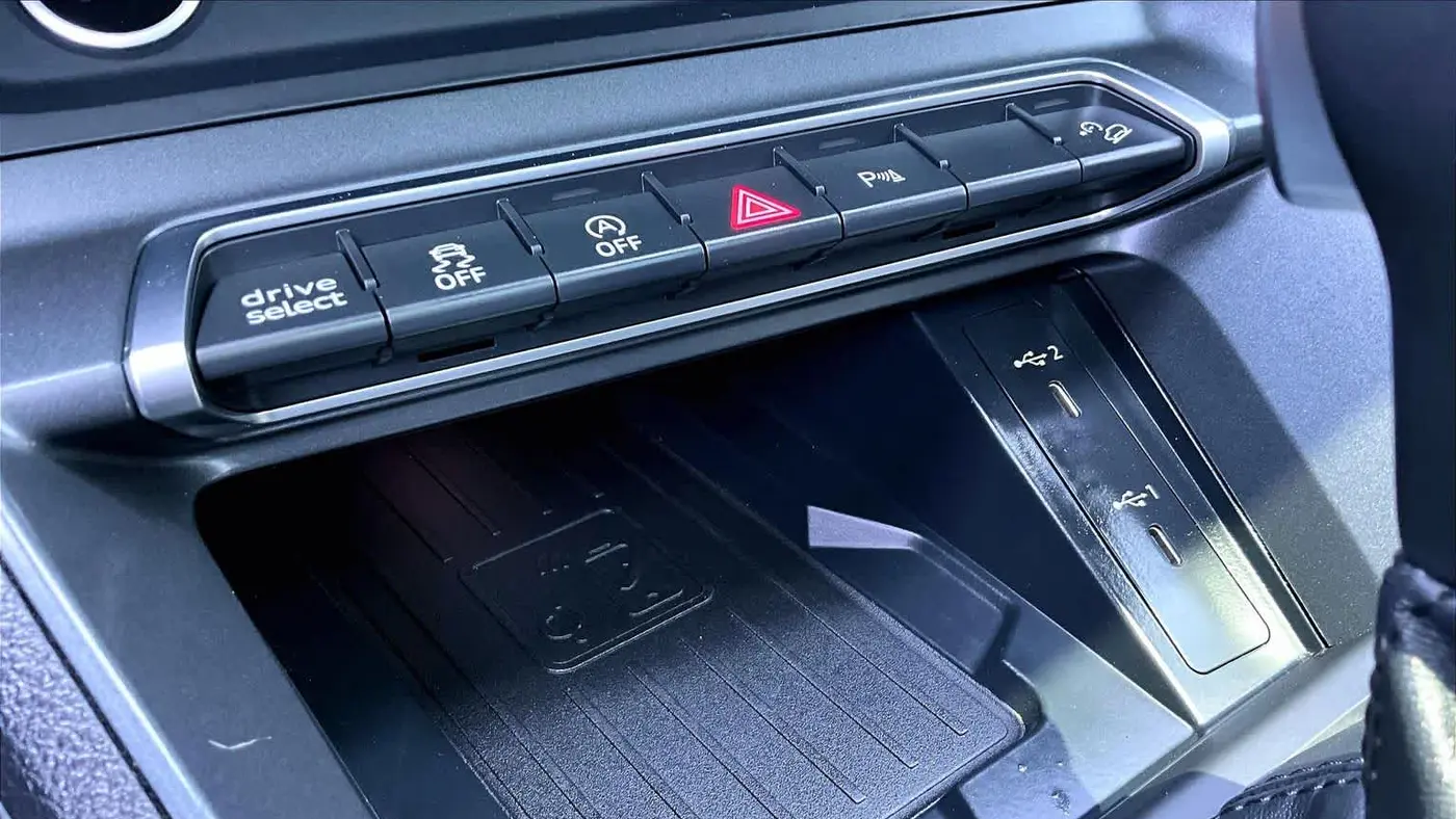 2025 Audi Q3 quattro S line Premium 45 TFSI