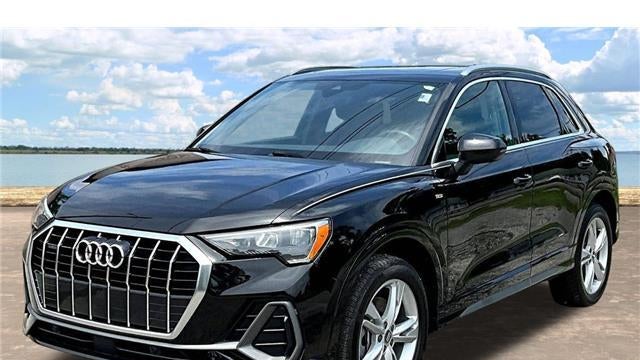 2021 Audi Q3 quattro S line Premium 45 TFSI