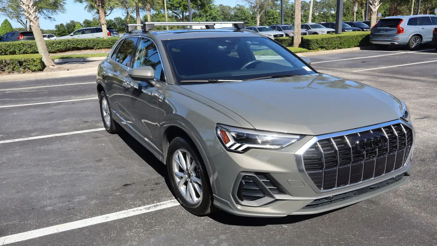 2023 Audi Q3 quattro S line Premium 45 TFSI