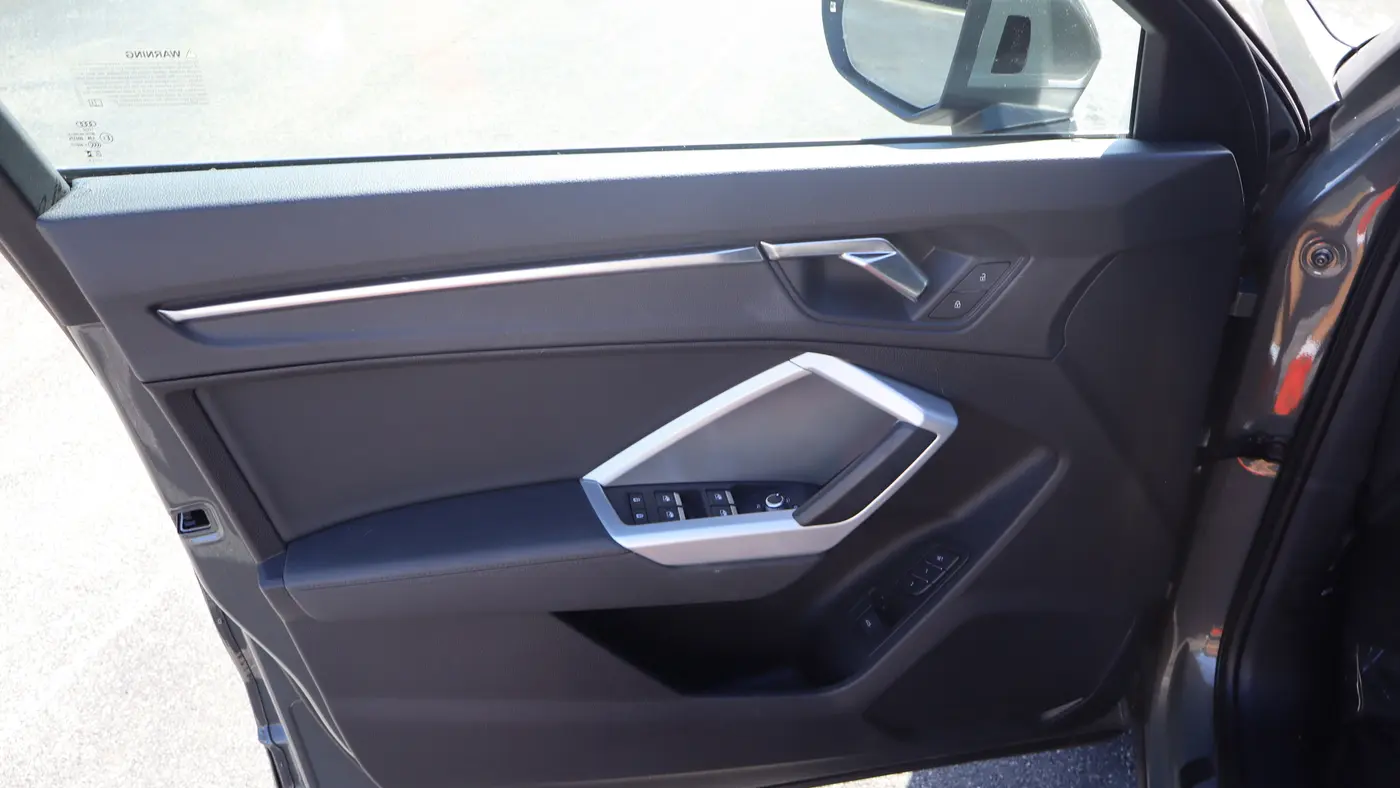 2023 Audi Q3 quattro S line Premium 45 TFSI