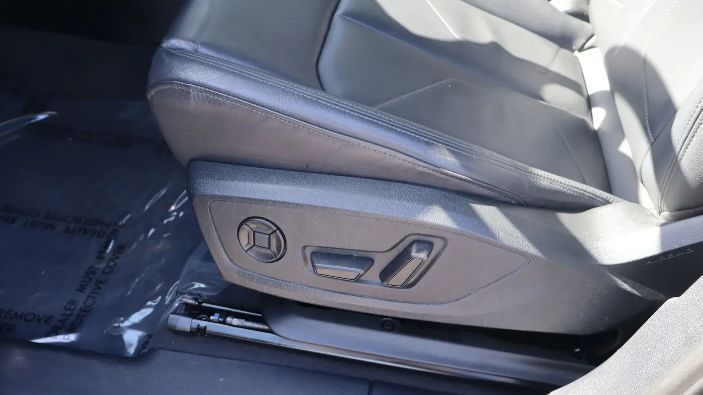 2023 Audi Q3 quattro S line Premium 45 TFSI