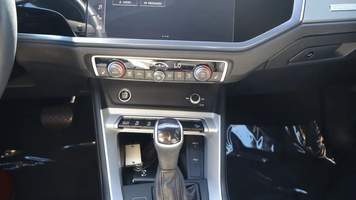 2023 Audi Q3 quattro S line Premium 45 TFSI