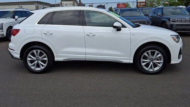 2025 Audi Q3 quattro S line Premium 45 TFSI