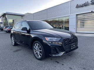 2022 Audi Q5 with Mythos Black Metallic Exterior