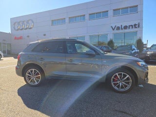 2024 Audi Q5 with Chronos Gray Metallic Exterior