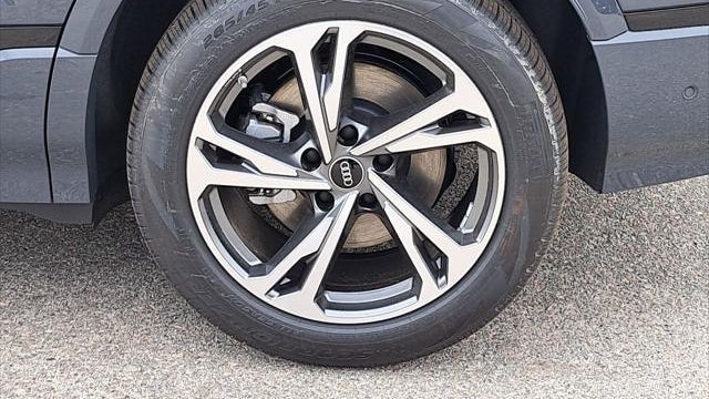 2027 Audi Q6 Sportback e-tron quattro Premium Plus