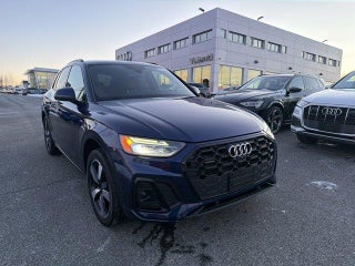 2022 Audi Q5 with Narvarra Blue M Exterior