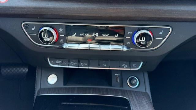 2024 Audi Q5 quattro S line Prem Plus 45 TFSI
