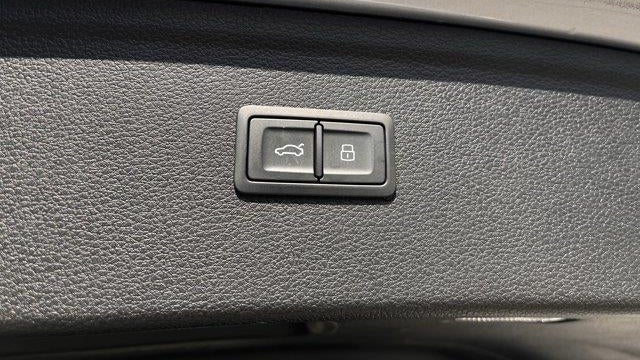 2022 Audi Q5 quattro S line Prem Plus 45 TFSI