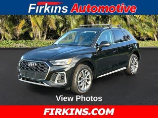 2024 Audi Q5 with Mythos Black Metallic Exterior