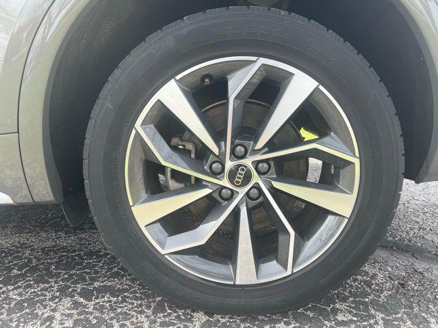 2023 Audi Q5 - $25,695