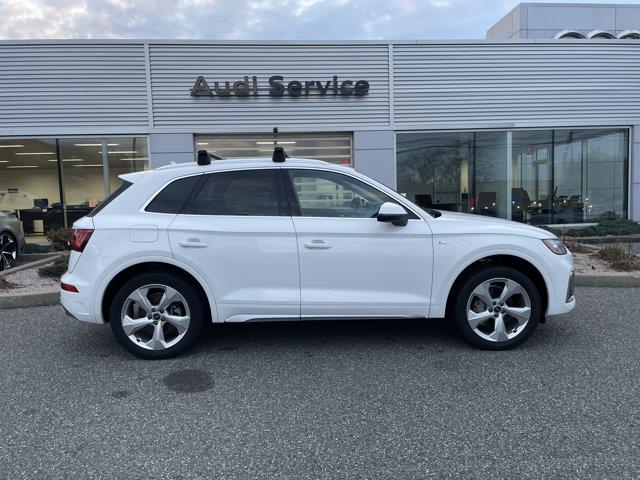 2022 Audi Q5 - $29,299