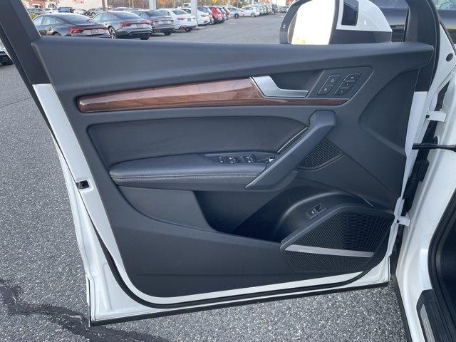 2022 Audi Q5 - $29,299