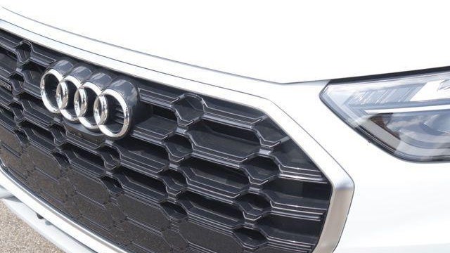 2025 Audi Q5 quattro S line Prem Plus 45 TFSI