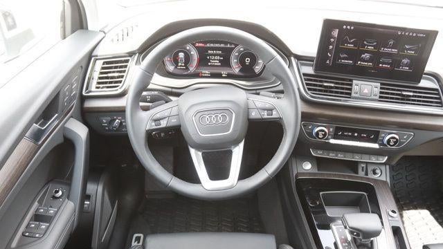 2025 Audi Q5 quattro S line Prem Plus 45 TFSI