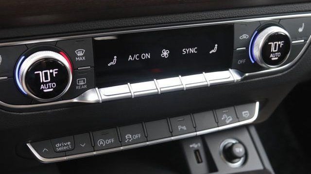 2025 Audi Q5 quattro S line Prem Plus 45 TFSI