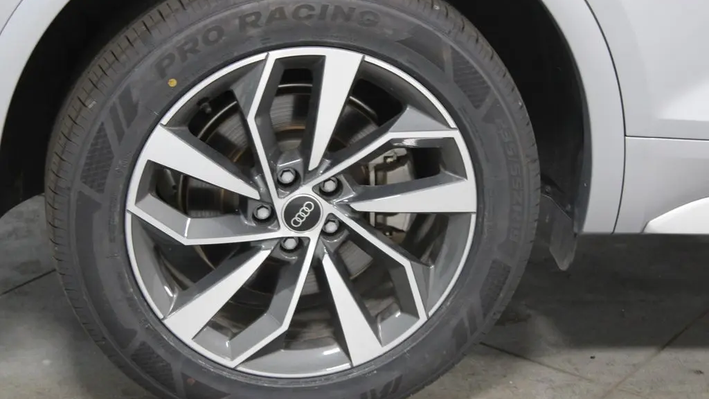 2024 Audi Q5 quattro S line Prem Plus 45 TFSI