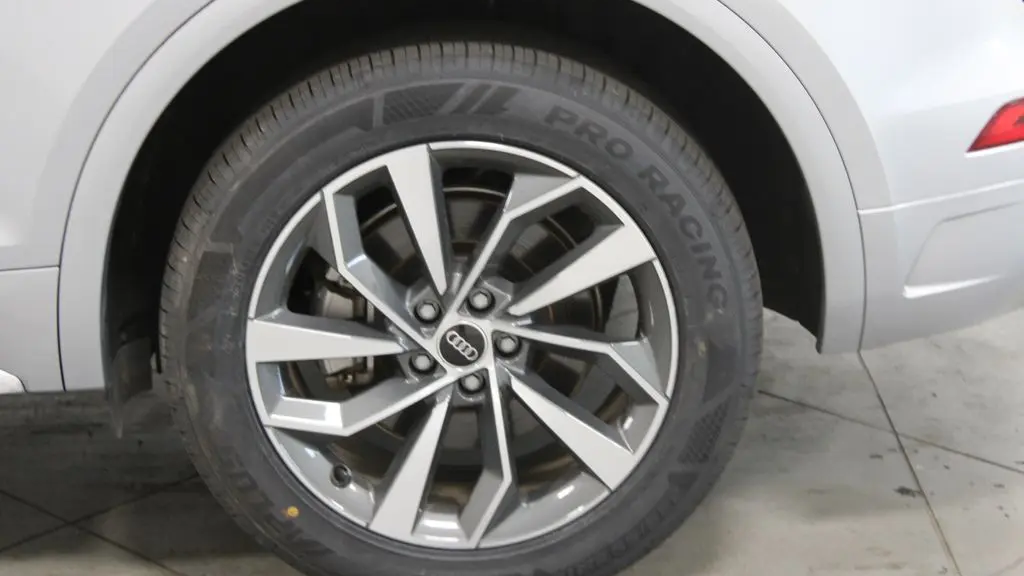 2024 Audi Q5 quattro S line Prem Plus 45 TFSI
