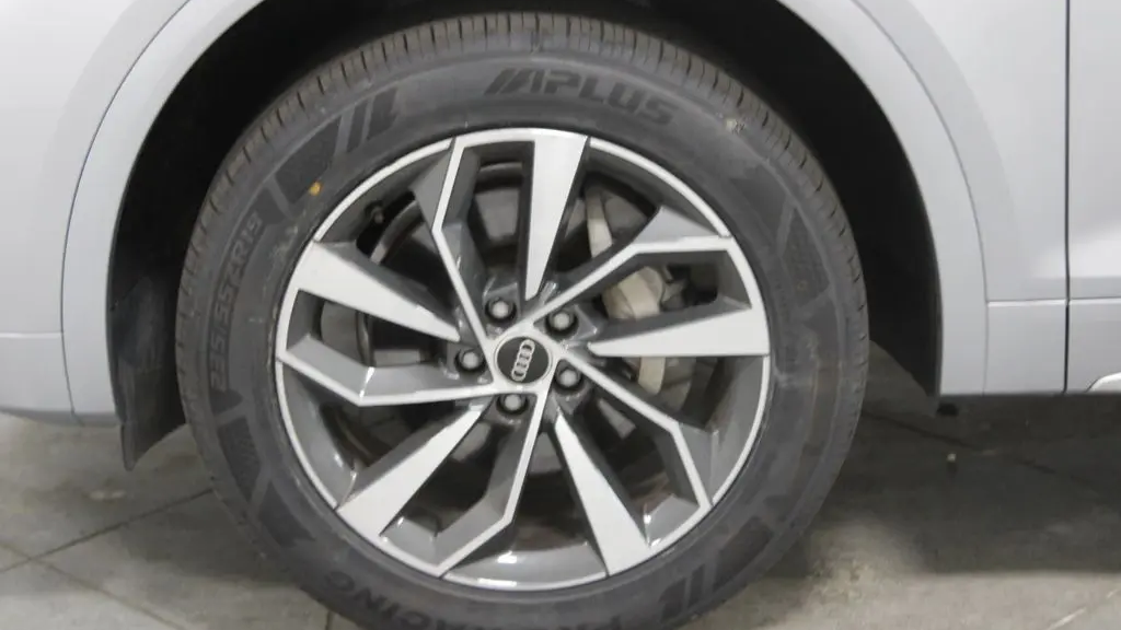 2024 Audi Q5 quattro S line Prem Plus 45 TFSI