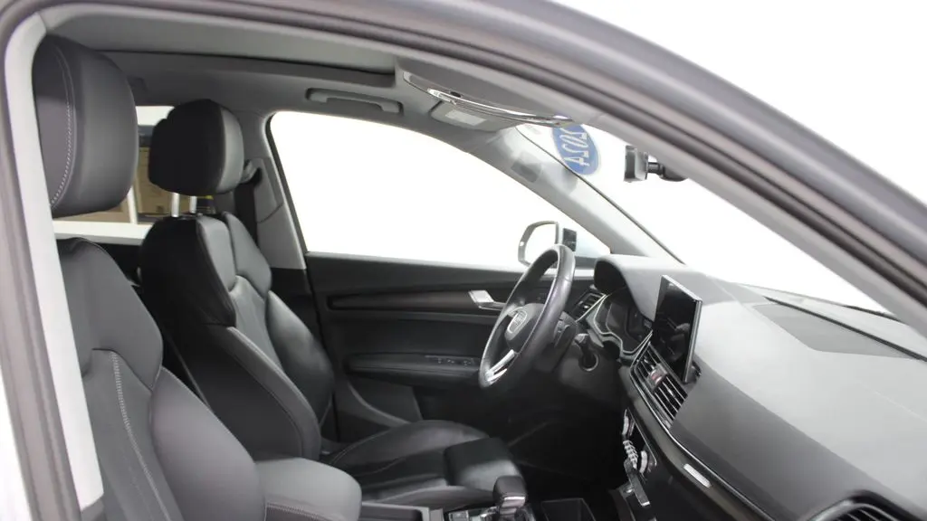 2024 Audi Q5 quattro S line Prem Plus 45 TFSI
