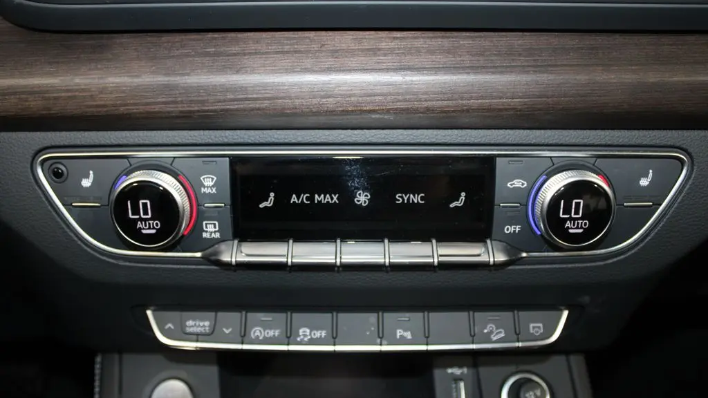 2024 Audi Q5 quattro S line Prem Plus 45 TFSI