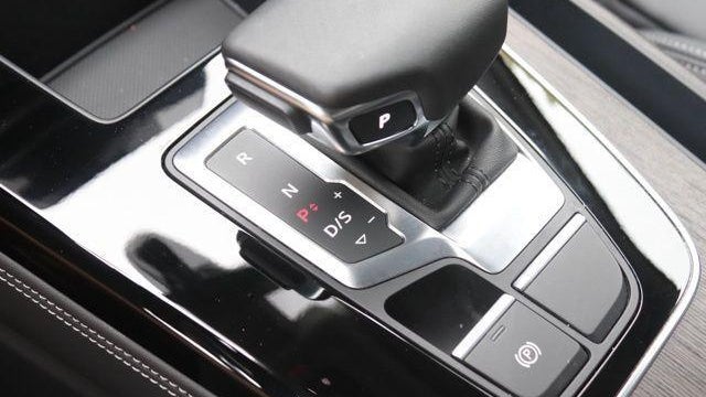 2025 Audi Q5 quattro S line Prem Plus 45 TFSI
