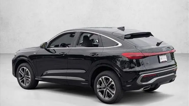 2026 Audi Q5 Sportback quattro Premium Plus TFSI