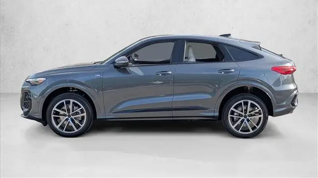 2026 Audi Q5 Sportback quattro Premium Plus TFSI