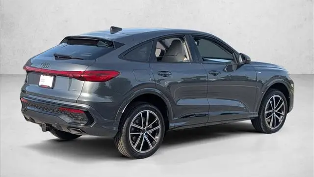 2026 Audi Q5 Sportback quattro Premium Plus TFSI