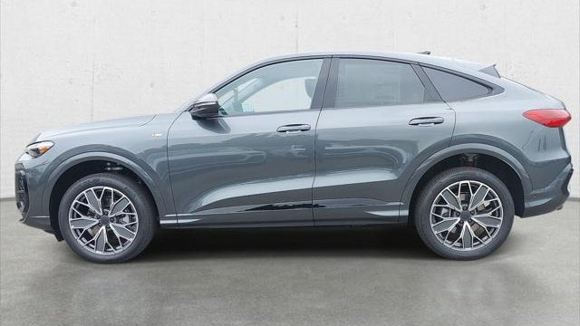 2026 Audi Q5 Sportback quattro Premium Plus TFSI