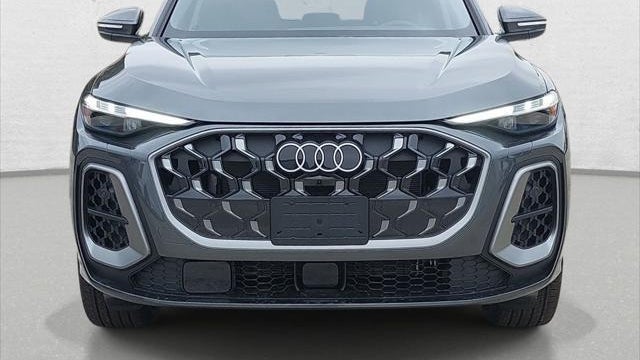 2026 Audi Q5 Sportback quattro Premium Plus TFSI