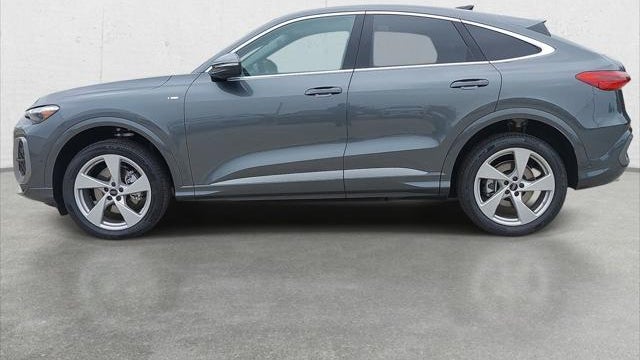 2026 Audi Q5 Sportback quattro Premium Plus TFSI