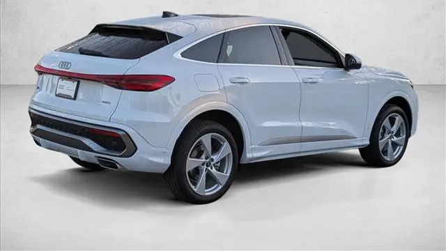 2025 Audi Q5 Sportback quattro Premium Plus TFSI