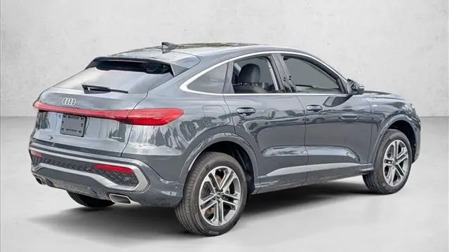 2026 Audi Q5 Sportback quattro Premium Plus TFSI