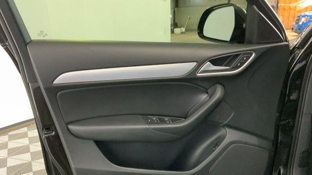 2018 Audi Q3 2.0T quattro Premium