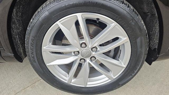 2018 Audi Q3 2.0T quattro Premium