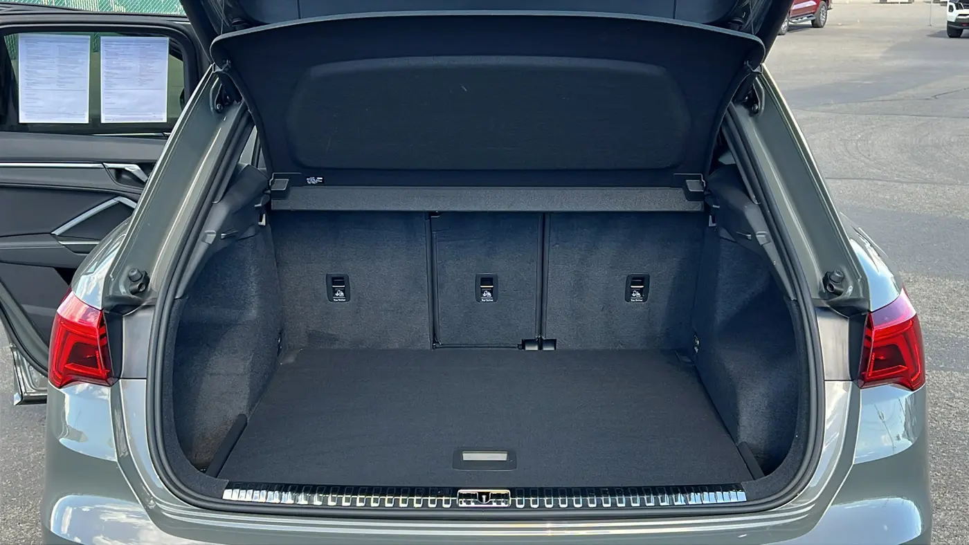 2023 Audi Q3 quattro S line Prem Plus 45 TFSI