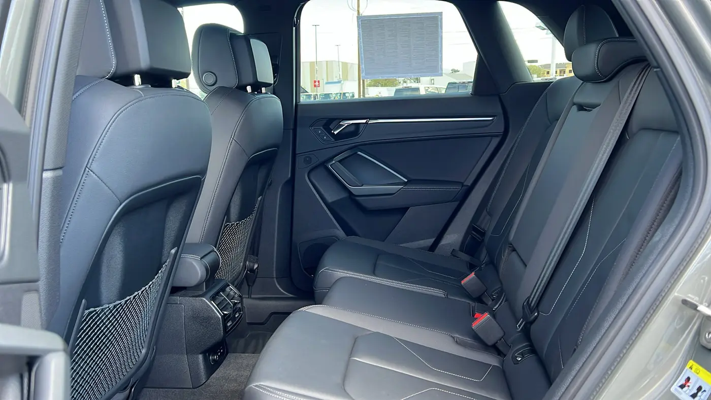 2023 Audi Q3 quattro S line Prem Plus 45 TFSI