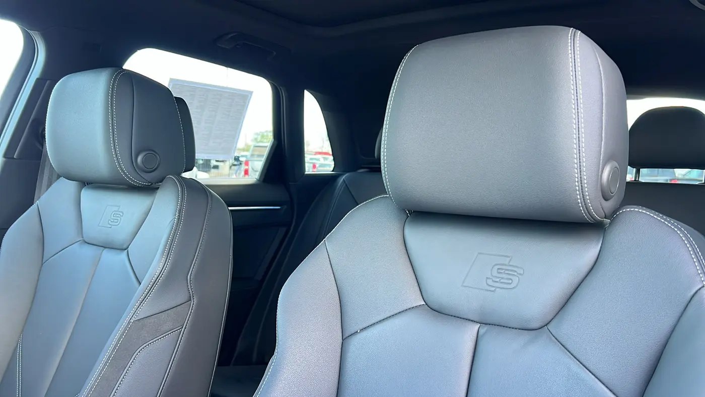 2023 Audi Q3 quattro S line Prem Plus 45 TFSI