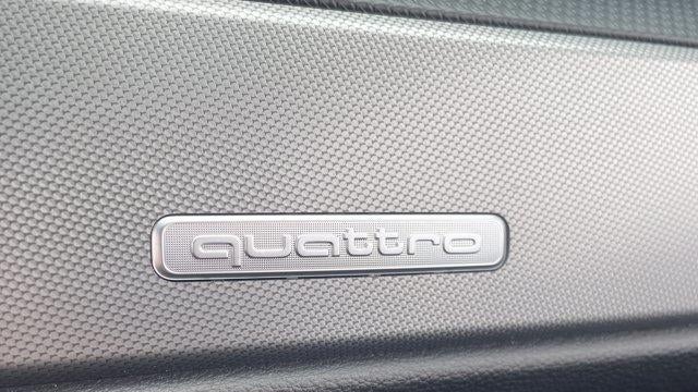 2025 Audi Q3 quattro S line Prem Plus 45 TFSI