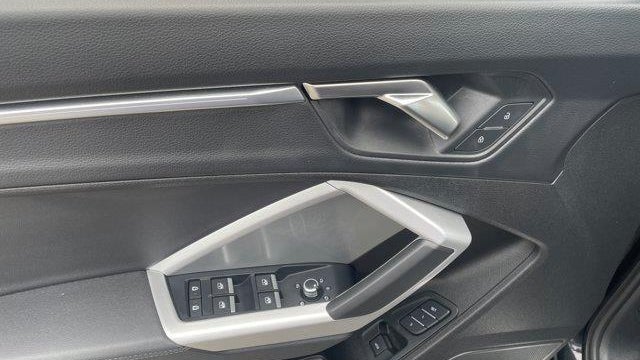 2025 Audi Q3 quattro S line Prem Plus 45 TFSI