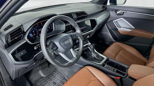 2025 Audi Q3 quattro S line Prem Plus 45 TFSI