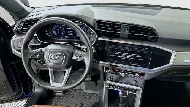 2025 Audi Q3 quattro S line Prem Plus 45 TFSI