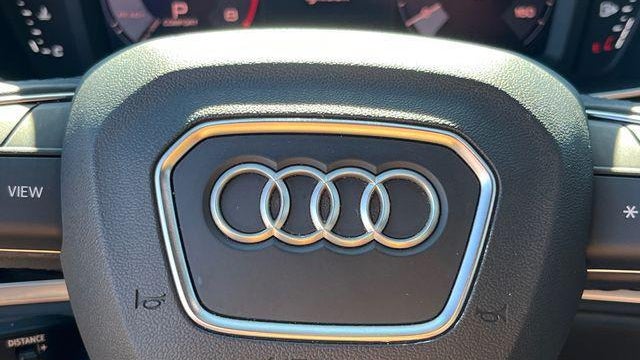 2023 Audi Q3 quattro S line Prem Plus 45 TFSI