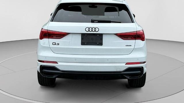 2021 Audi Q3 quattro S line Prem Plus 45 TFSI