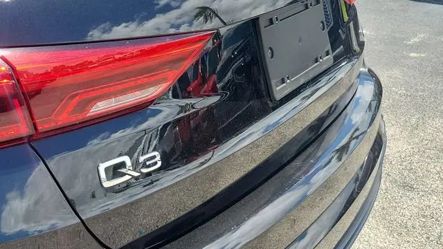 2021 Audi Q3 quattro S line Prem Plus 45 TFSI